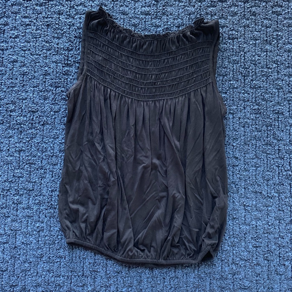 Black rouched sleeveless top